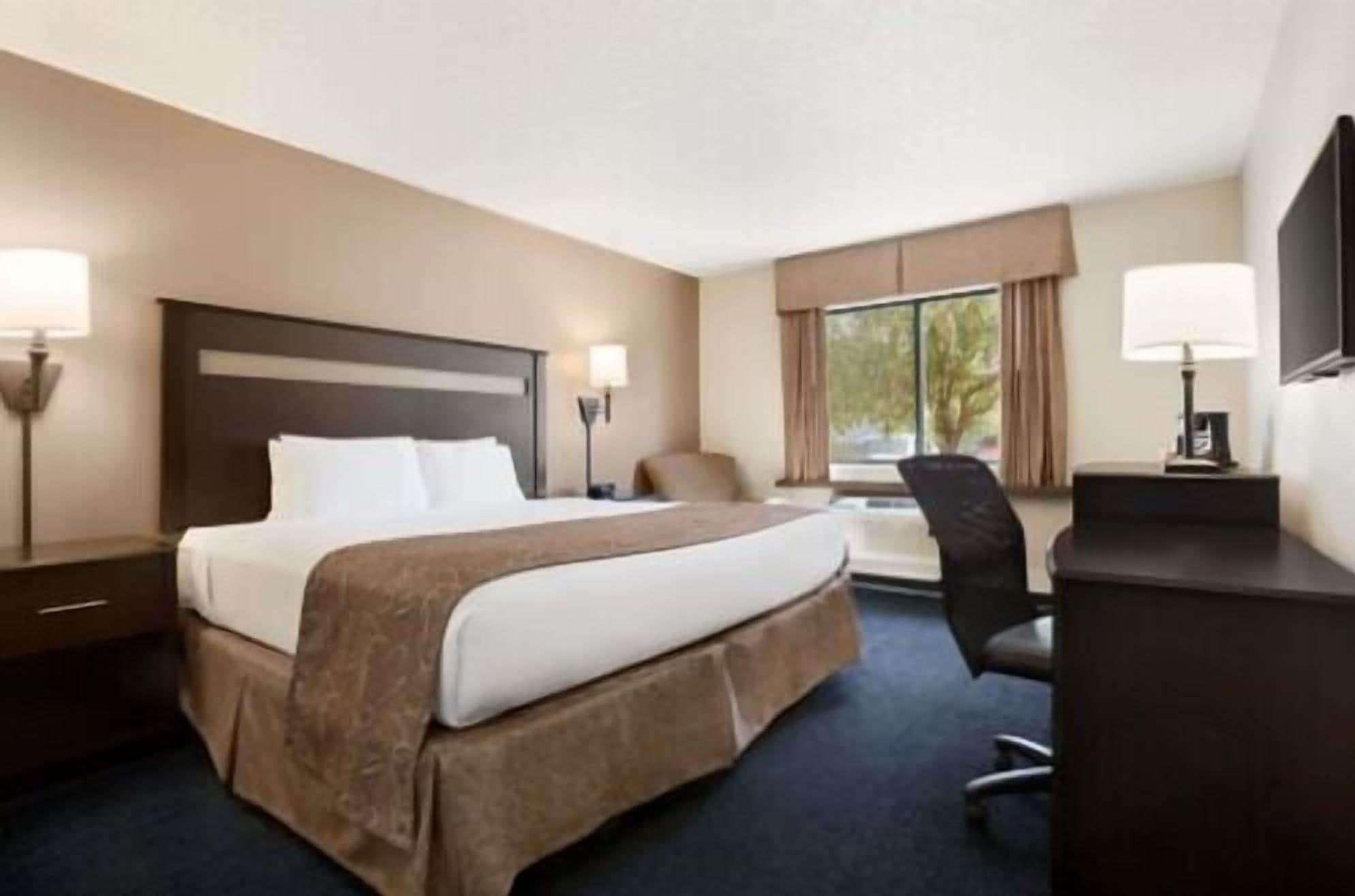 Super 8 By Wyndham Lincoln North Hotel Eksteriør billede