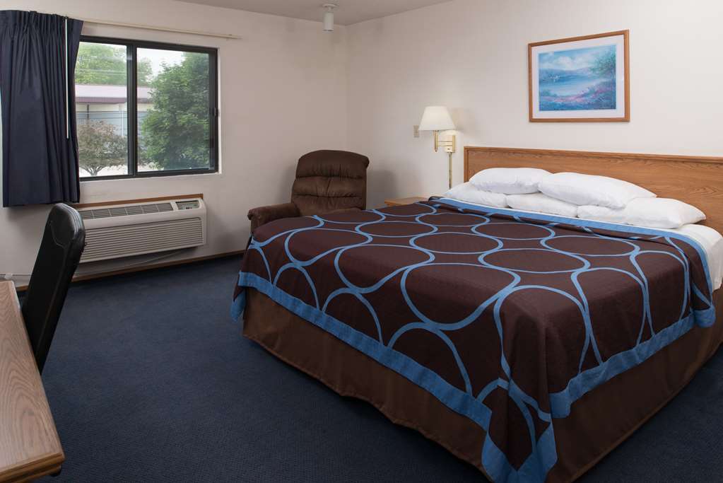Super 8 By Wyndham Lincoln North Hotel Værelse billede