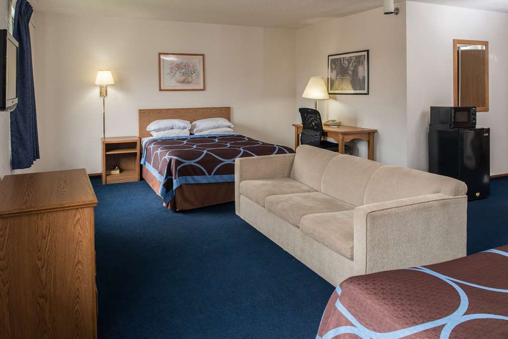Super 8 By Wyndham Lincoln North Hotel Værelse billede